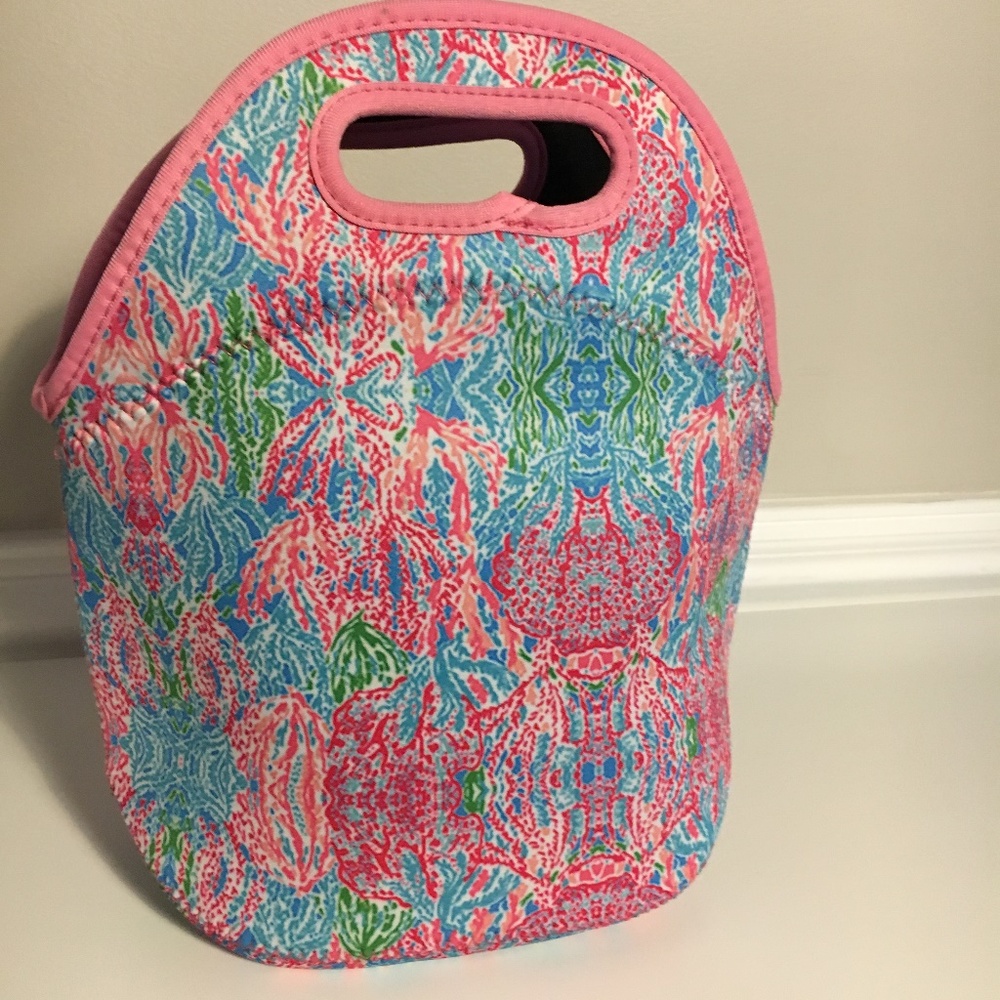 Coral pattern Neoprene lunch bag/tote, NWT